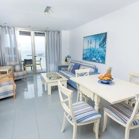 Great Balcony Over Blue Sea By Canariasgetaway Las Palmas Buitenkant foto
