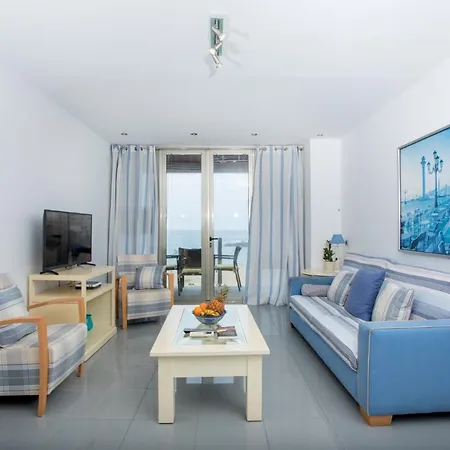 Great Balcony Over Blue Sea By Canariasgetaway Las Palmas Buitenkant foto